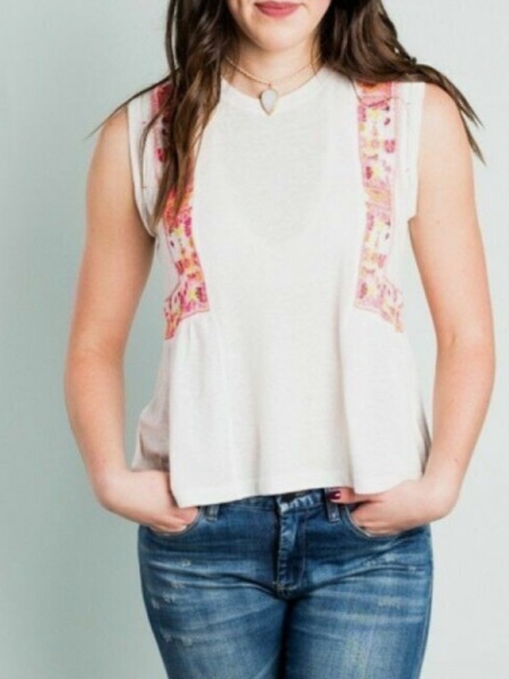 Free People Cropped Cream Tank Top with Pink Floral Embroidered Panels M NWT - Picture 2 of 13